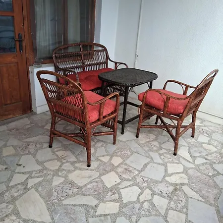 семеен пролет