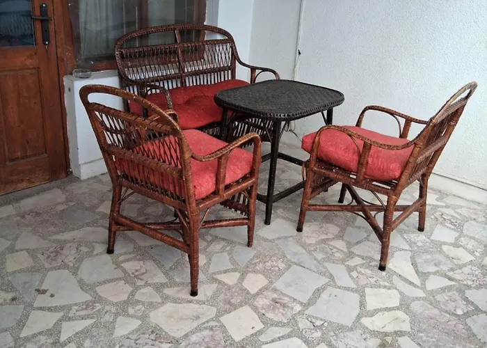 семеен пролет